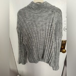 Rib knit grey sweater
